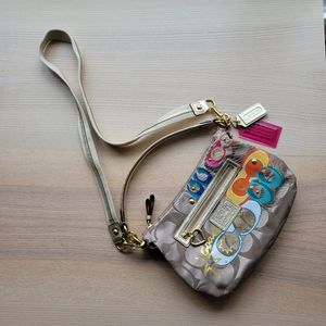 Coach F20029 Daisy Pop C Applique Crossbody Handbag Khaki/gold